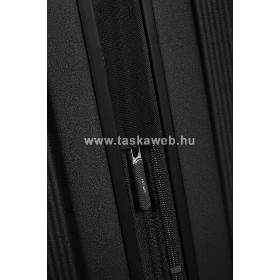 Samsonite NUON négykerekű bővíthető USB-s kabinbőrönd 55cm-matt grafit 134399-4804