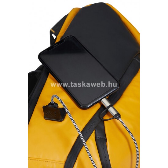 Samsonite ECODRIVER laptoptartós, tablettartós USB kimenetes sárga divathátizsák M 15,6" 140874-1924