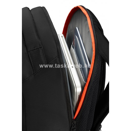 American Tourister URBAN GROOVE Urban fekete laptoptartós hátizsák 15,6" 143778-1041